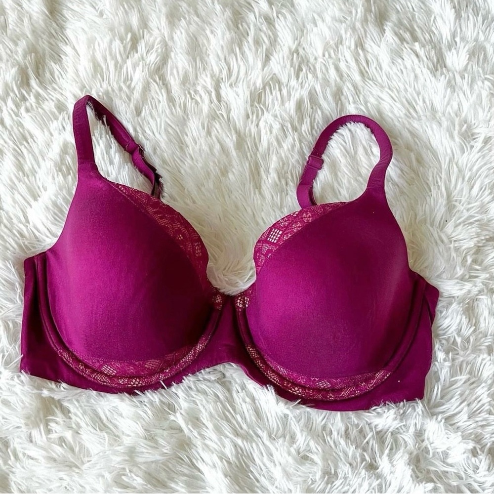 34DD Victorias Secret lined demi underwire bra